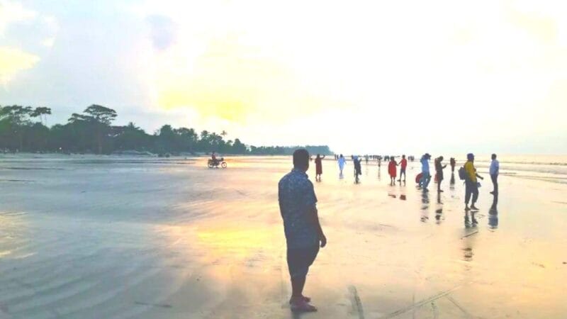 মান্দারবাড়িয়া সমুদ্র সৈকত